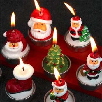 Коледна декорация на дома, Хотел, Ресторант Оформление на сцената Атмосфера на Възрастните хора могат да запали коледни свещи Вечеря на Свещи
