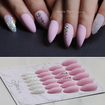 Средни ноктите на висок ток 24шт розови режийни ноктите Планински кристал Лазерен блясък Артистичен дизайн Красиви Блестящи удобни лепящи се разделите